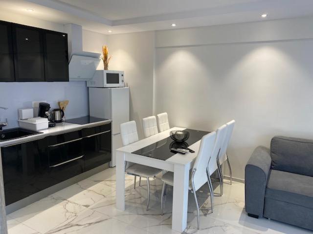 Le Palladium Cannes Bagian luar foto