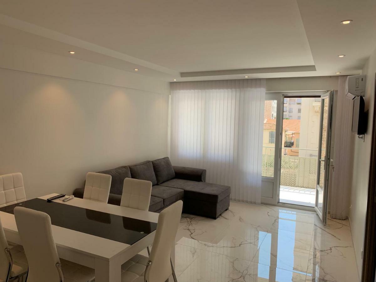 Le Palladium Cannes Bagian luar foto
