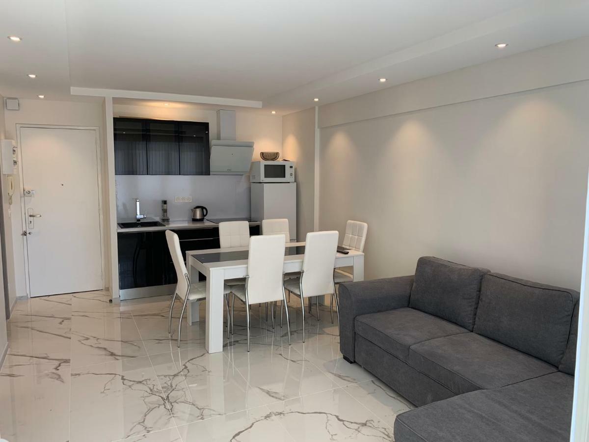 Le Palladium Cannes Bagian luar foto